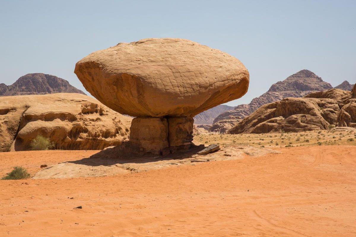 Orbit Camp 2 Hotel Wadi Rum Exterior photo